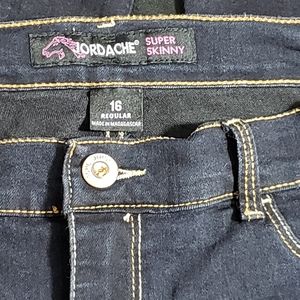 NWOT Jordache Super Skinny jeans Sz 16 Girls